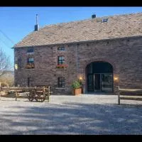 B&B Ferme1883: Lierneux şehrinde bir otel