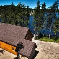 Les Chalets du Lac Serein (Ludger), hotel a Saint Ludger de Milot