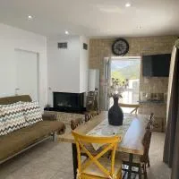 M&C House, hotelli Kalianoissa