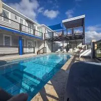 2 PALMAS STR, hotel en Aguadilla