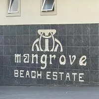 Mangrove Beach Estate Boboyi – hotel w mieście Port Shepstone
