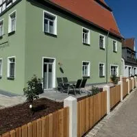 Apartment mit Terrasse "Blumentraum", hotel Spaltban
