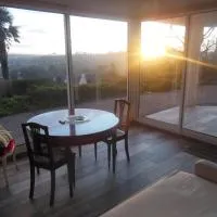 Studio vue mer dans le centre de Crozon, hotell sihtkohas Crozon