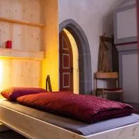 Herbergskirche Spangenberg - Stimmungsvolle Schlafräume, jedoch ist NUR das Badzimmer beheizt, hotel en Spangenberg