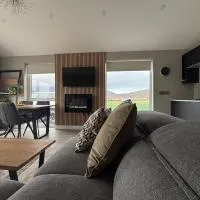 Dooagh에 위치한 호텔 Beyond The Waters Edge Chalet