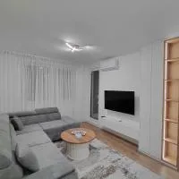High Above 6 โรงแรมในVranješ