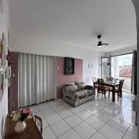 Apê Cantinho do Coracao, Centro de Guaratinguetá, hotel v destinácii Guaratinguetá