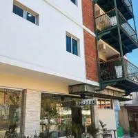 MON Hotel Boutique, מלון בקונסטנזה