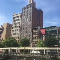 Hua Du Hotel، فندق في كيلونغ