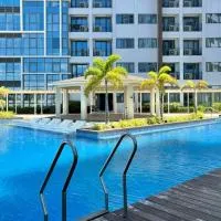 Mactan Newtown Staycation Near Airport & Beach, хотел в Punta Engaño