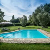 La Casa Degli Elfi, hotel a Manziana