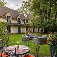 Hostellerie du Royallieu, מלון בקומפיין