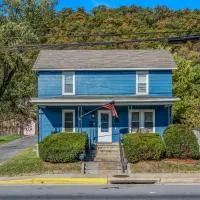 El Refugio - Pet Friendly, Grill, Wifi, Zen Garden, Downtown Location, Fire Pit, hotelli kohteessa Berkeley Springs