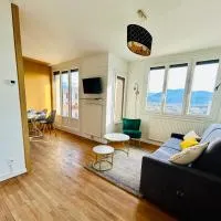 Appartement Bellevue - T2 vue montagne - calme - parking gratuit - 4 personnes, Hotel in Meylan
