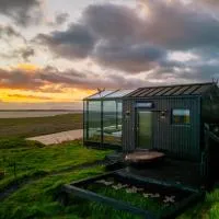 Panorama Glass Lodge WEST, hotel em Akranes