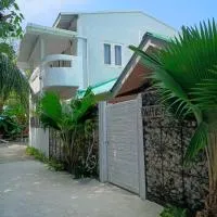 Tripo Dhiffushi Villa, hotel v mestu Dhiffushi