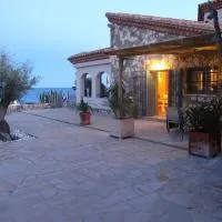 Apartment Llevant with access to the sea, hotel en L'Ametlla de Mar