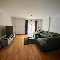 Apartman Luna, hotel u gradu Šajini