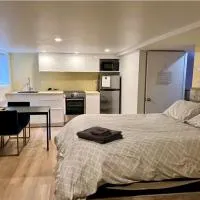Studio moderne et tranquille, hotel in Montréal