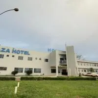 Plaza Hotel, מלון בMineiros