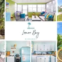 Lemon Bay Hideaway, Retro Beach Bungalow, hotel v mestu Venice
