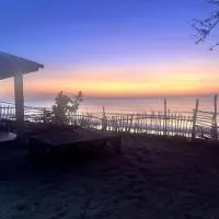 Chambre en bord de mer …(pied dans l’eau), hotel v destinaci Ngalou Sessène