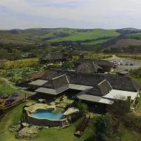 Rain Farm Game Lodge, hotel en uMhlali