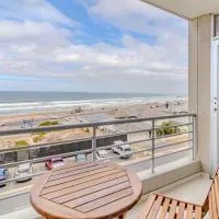 The Bay Luxury Beachfront Apartment, hotel Table View-ban