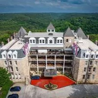 1886 Crescent Hotel and Spa, Hotel in Eureka Springs