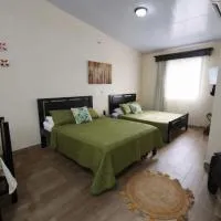 Villa Jr 3, Piscina y Naturaleza, SJO Airport 80min, hotel v destinácii Tárcoles