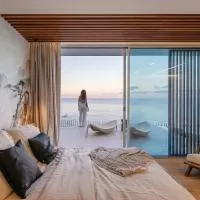 Aurora Residence III - Ultra Luxury Ocean Cliff Edge Retreat, hotelli kohteessa Arco da Calheta