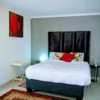 GenAyah Hotel & Safari، فندق في Mtimba