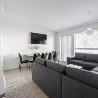 Spacious 1BR Apt. Next to Lake Näsijärvi | Sauna & Free Parking, hótel í Tampere