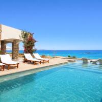 Oceanfront Villa with Heated Pool Hot Tub and BBQ, hotel di San Jos&eacute; del Cabo