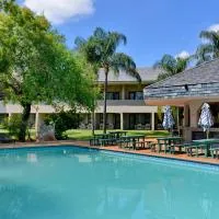Pilanesberg Hotel, hotel di Boshoek