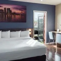 TStays Smart Hotel Courtyard, Gated Modern Stay, hotel i Port-of-Spain