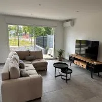 La maison des étangs، فندق في Rebecques
