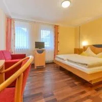 Hotel Peterhof โรงแรมในDietenheim