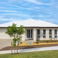 Brand New 4 Bedroom Belleview House near Ipswich, viešbutis mieste Ripley