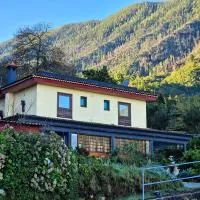 Apartament on the edge of the Teide National Park, hotel sa Los Realejos