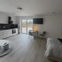 Neubau Apartment am Speckenbüttler Park, ξενοδοχείο σε Μπρέμερχαφεν
