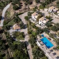 Mary's Panorama Houses, hotell i Gialova