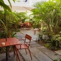 NINE DOTS Azorean Art Boutique Hotel, hotel i Ponta Delgada