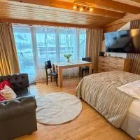 PlanB Stay, hotel in Samedan