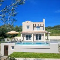 Villa Andrionas Private Pool & Total Privacy, hotel di Corfu