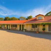 MOTEL ROYAL TARA, готель у місті Binalong