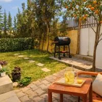 Orange Tree Loft - Private Garden, Free Parking, Fast WiFi & Netflix、カサブランカのホテル