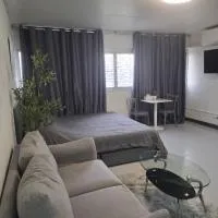 Popular Muang Thong Condo, Building T9, Floor 8, Room 20, hotel i Ban Bang Phang