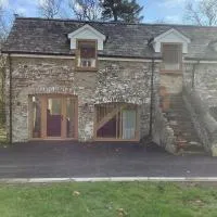 Canad Adar - Song of the Birds - Teifi Valley, hotel a Llanwenog