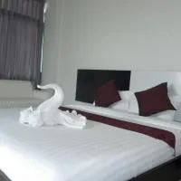 Home Rezidence Prachinburi, khách sạn ở Si Maha Phot
